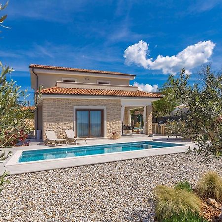 Holiday House Villa Andro Pinezići Exteriör bild