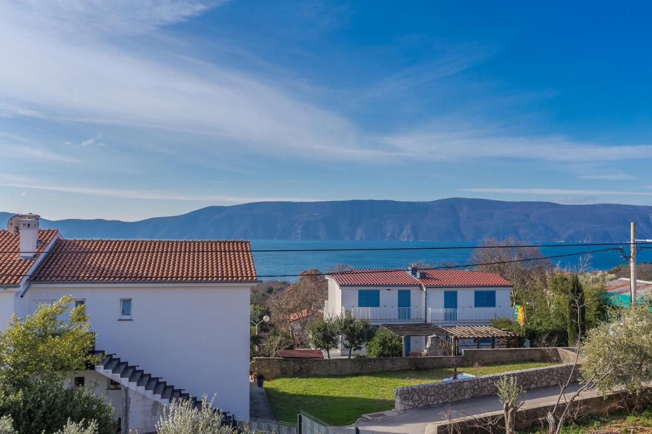 Holiday House Villa Andro Pinezići Exteriör bild
